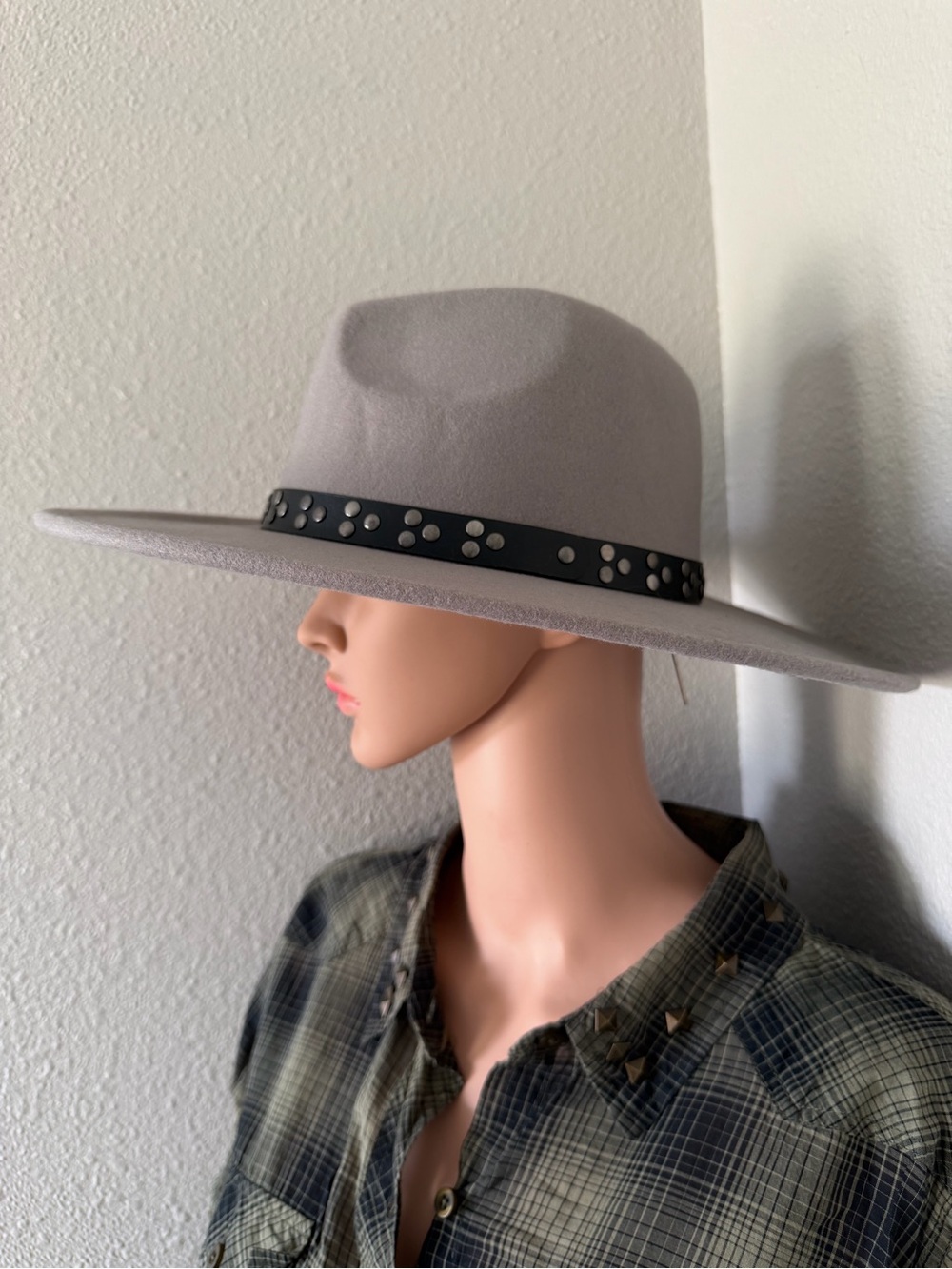 Wide Brim Felt Hat with Studded Band - Light Gray